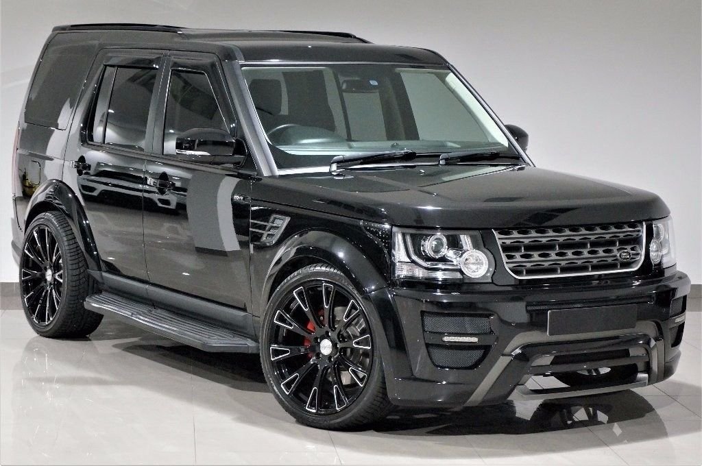 Image of a black Land Rover